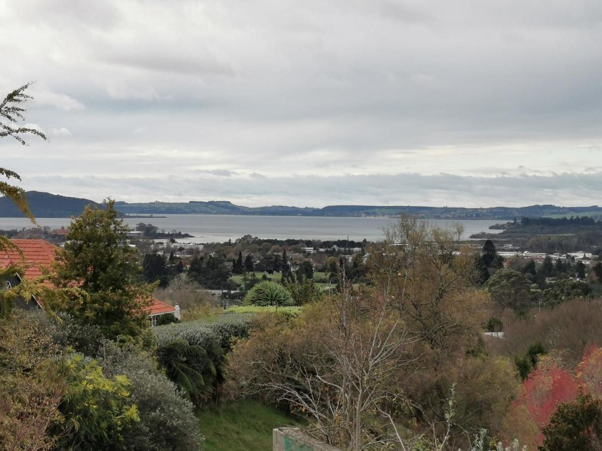 Geyser Lookout Bnb Rotorua Exteriör bild